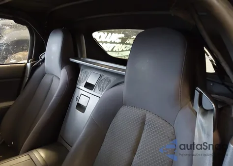 2006 Mazda Mx-5 из США, поврежденный, VIN JM1NC25F960105649